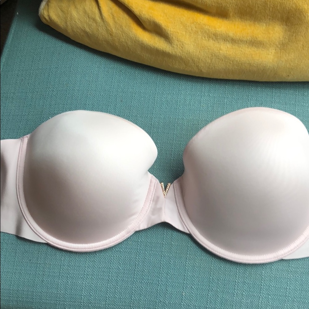 36DD Victoria Secret Strapless Bra - light pink